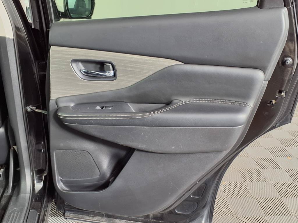 Used 2018 Nissan Murano SL AWD/4WD image 10