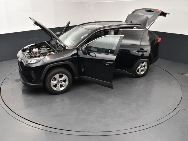 Used 2021 Toyota RAV4 LE AWD/4WD image 27