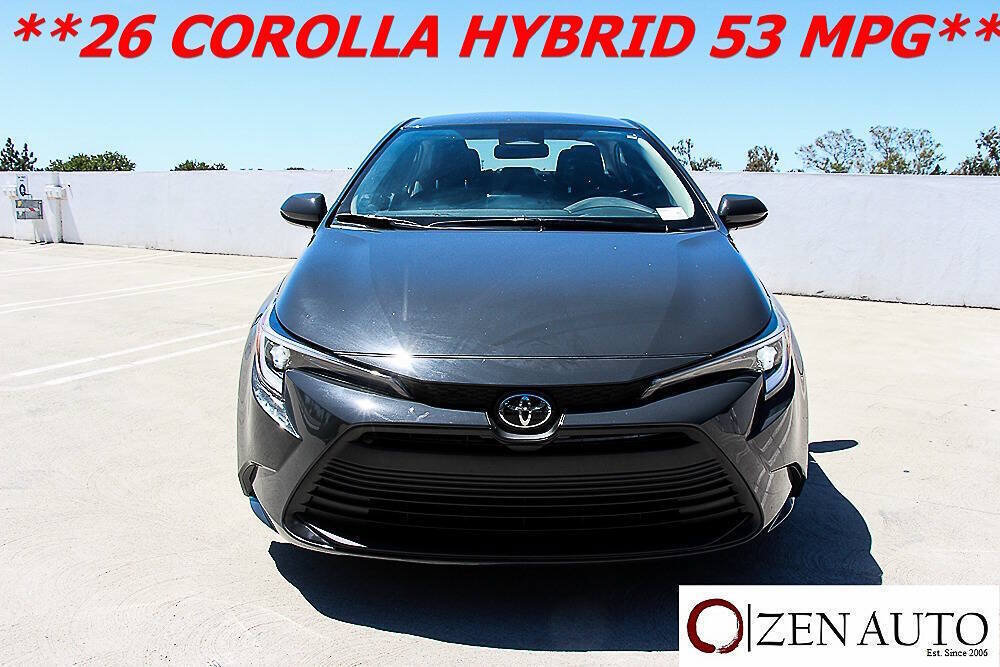 Used 2026 Toyota Corolla LE w/ LE Premium Package FWD image 2