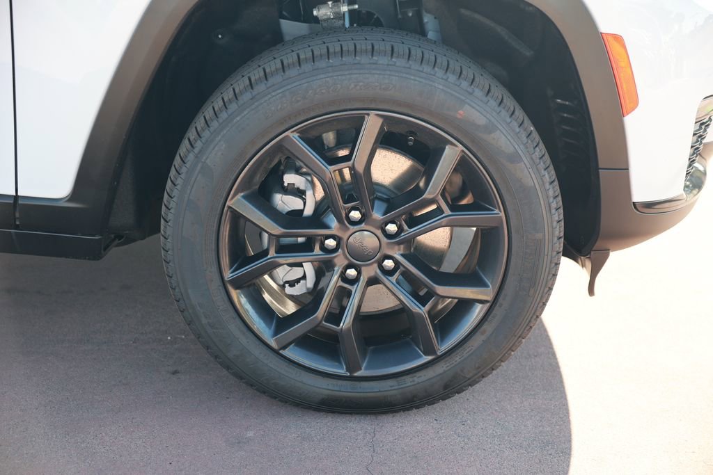 New 2025 Jeep Grand Cherokee L Limited image 8