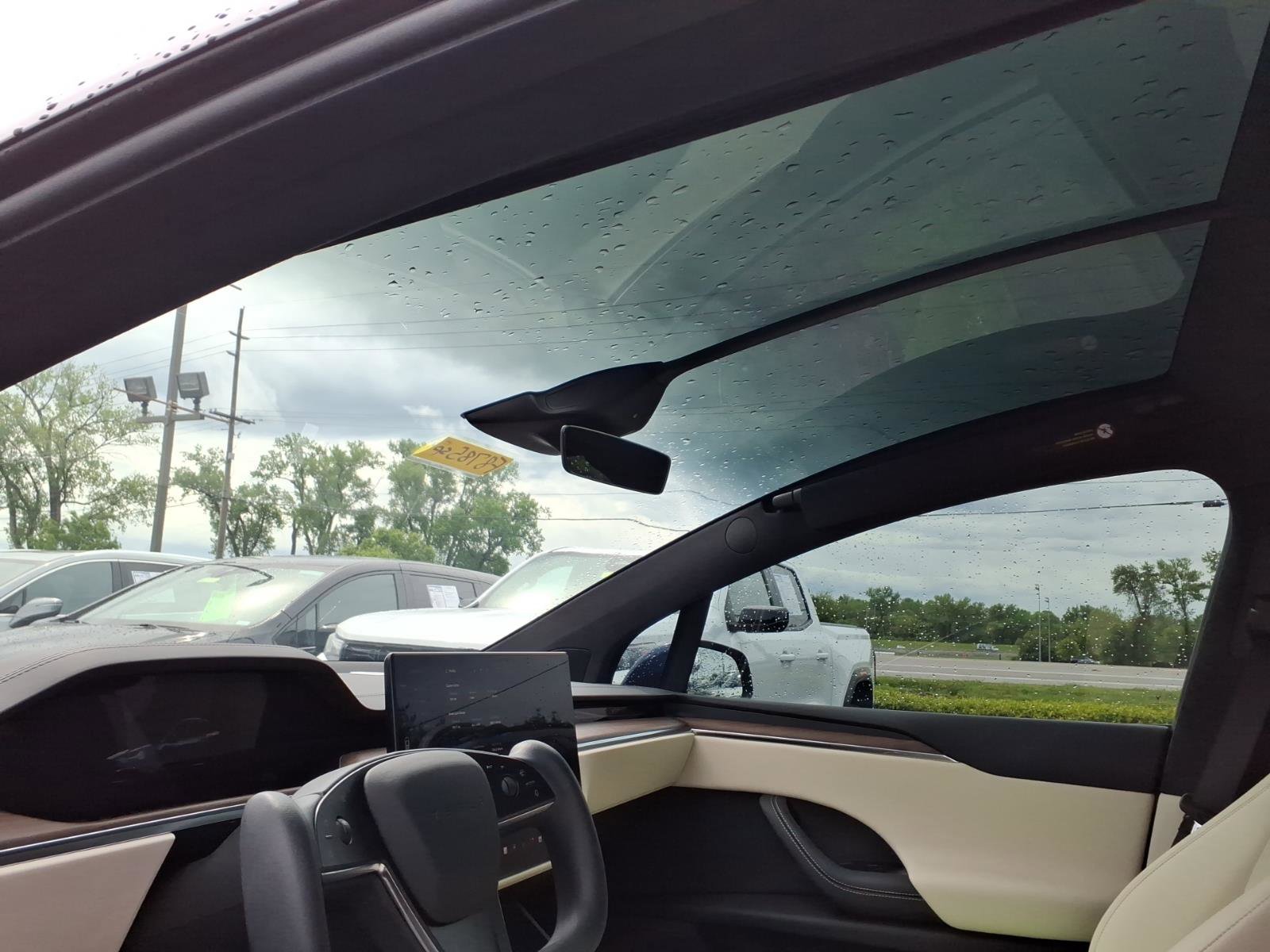Used 2023 Tesla Model X AWD/4WD image 24