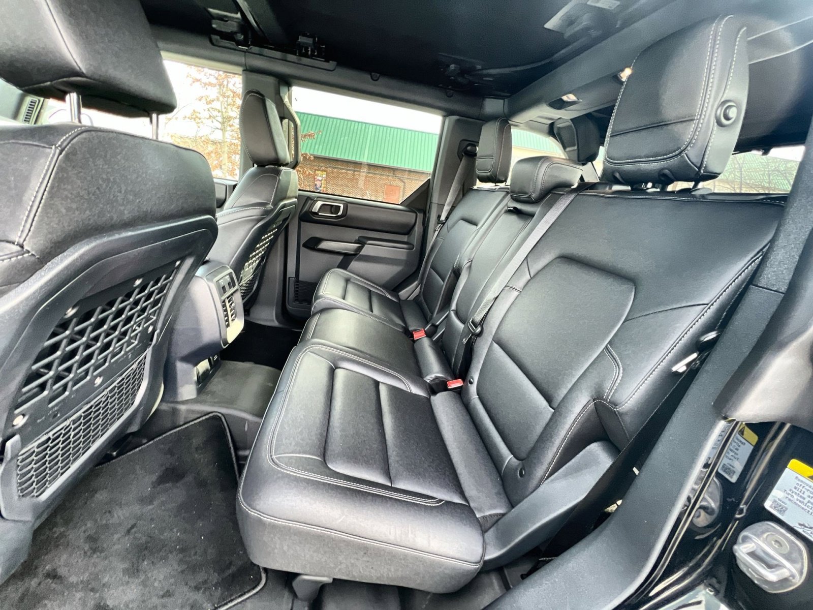 New 2025 Ford Bronco Badlands image 24