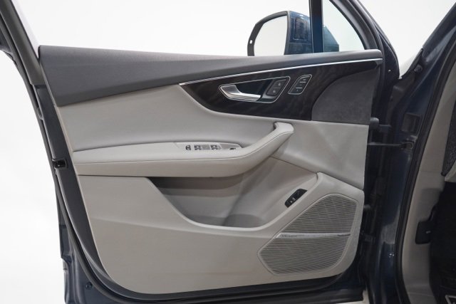 Used 2023 Audi Q7 3.0T Premium Plus w/ Premium Plus Package image 18