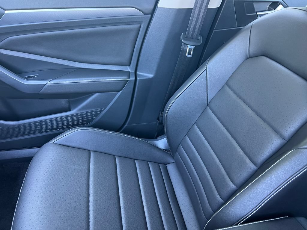 Used 2024 Volkswagen Jetta SE FWD image 27
