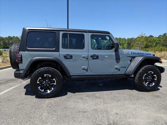 Certified 2025 Jeep Wrangler Unlimited Rubicon 4xe w/ Safety Group AWD/4WD image 23