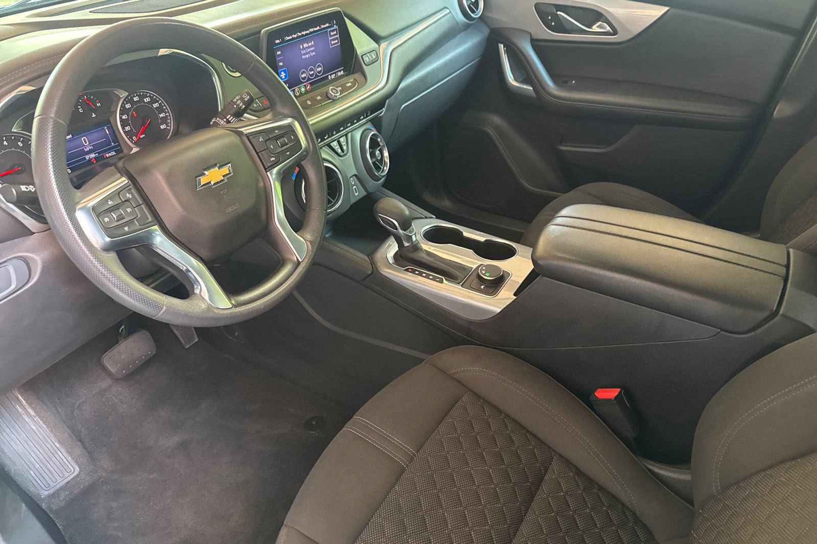 Used 2021 Chevrolet Blazer LT FWD image 11