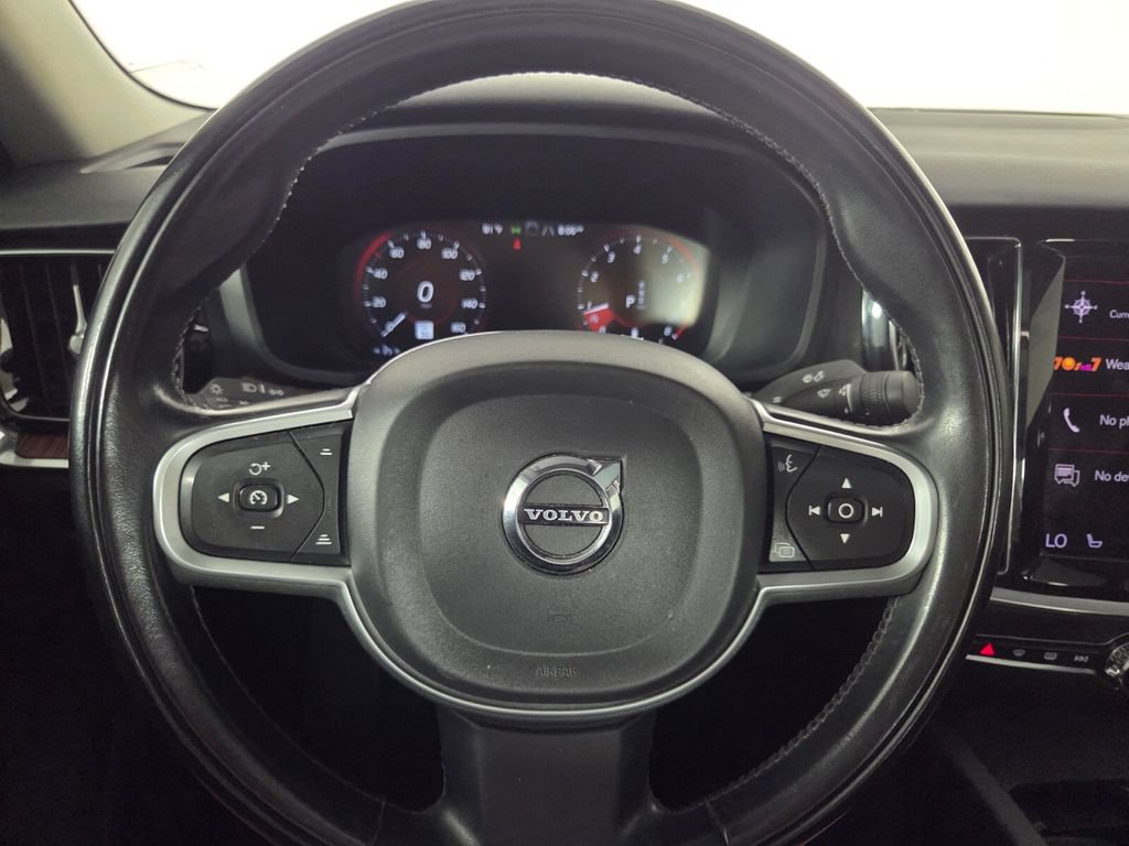 Used 2022 Volvo S60 B5 Momentum AWD/4WD image 15
