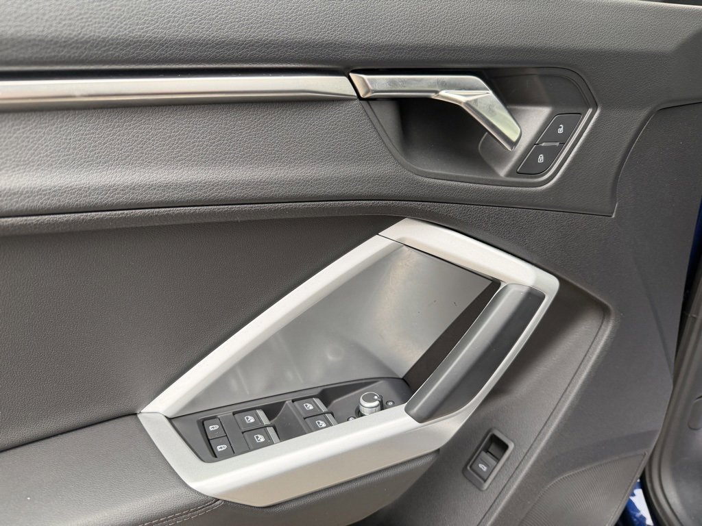 Used 2022 Audi Q3 2.0T Premium image 22