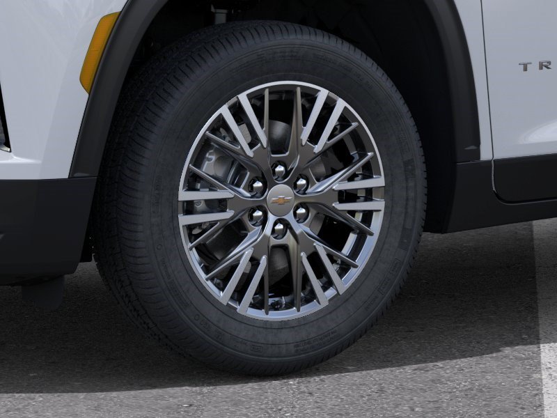 New 2027 Chevrolet Traverse LT w/ Driver Confidence Package FWD image 11