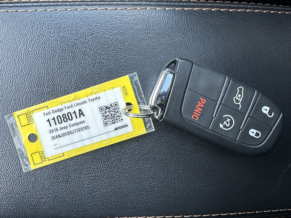 Used 2018 Jeep Compass Limited w/ Navigation Group image 41