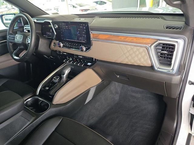 Used 2025 GMC Canyon Denali image 30