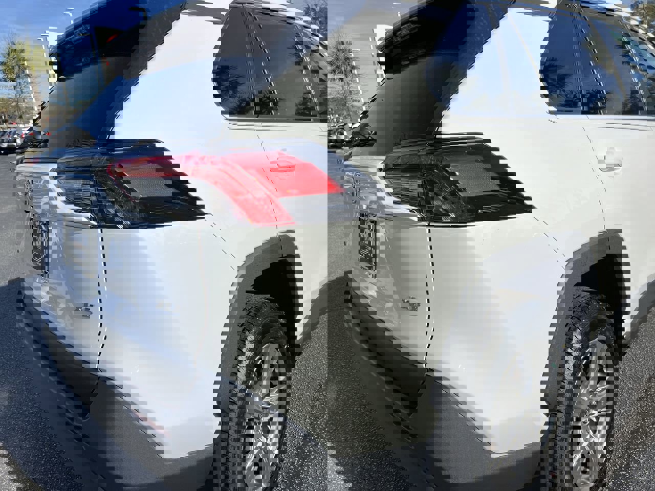 Used 2024 Toyota RAV4 XLE image 10