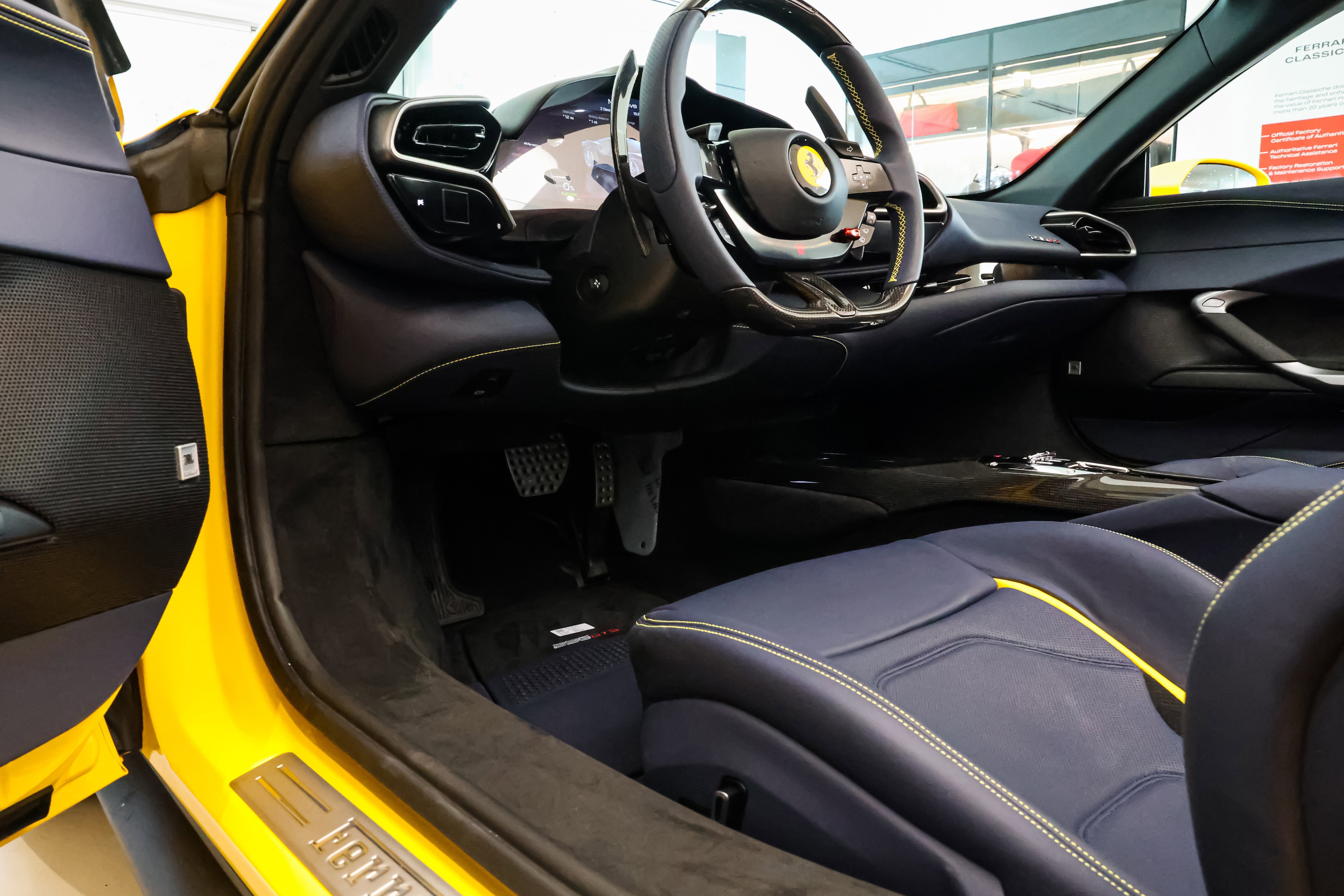 Used 2025 Ferrari 296 GTS image 34