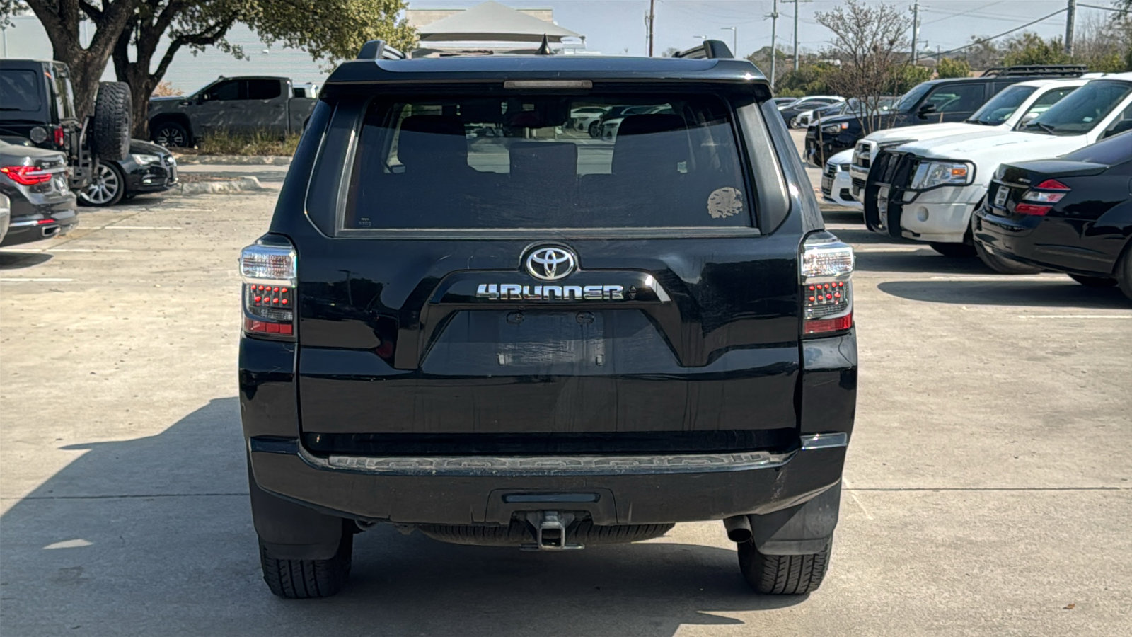 Used 2022 Toyota 4Runner SR5 image 6
