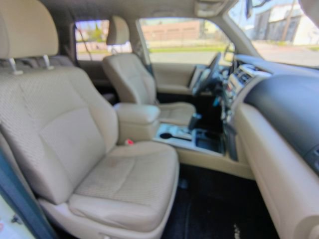 Used 2013 Toyota 4Runner SR5 image 34