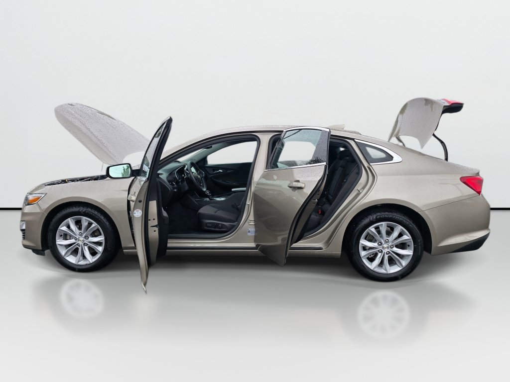 Used 2025 Chevrolet Malibu LT FWD image 9