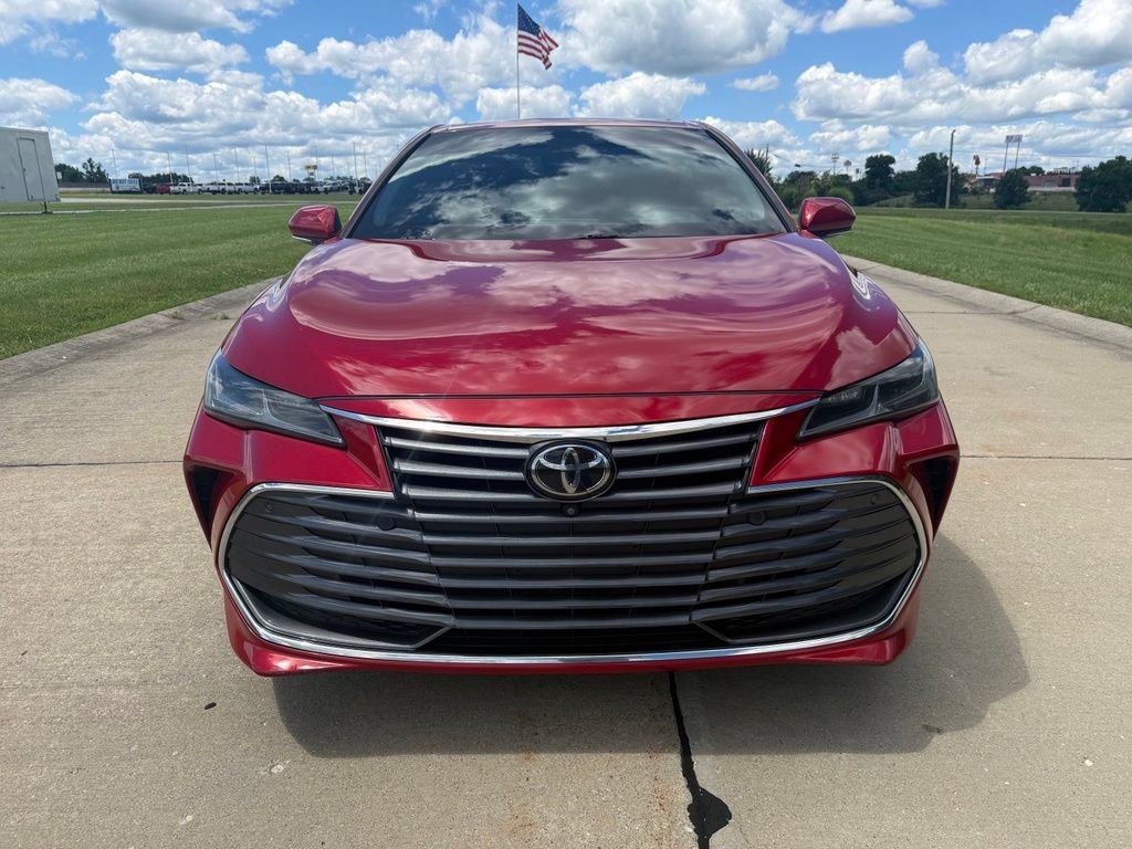 Used 2022 Toyota Avalon Limited w/ Advanced Safety Package FWD image 10