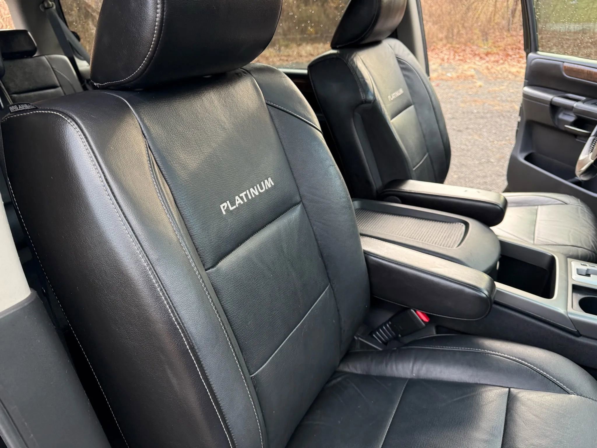 Used 2010 Nissan Armada Platinum w/ Captain Seat Pkg image 38