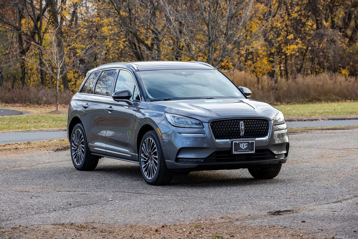 Used 2021 Lincoln Corsair Reserve AWD/4WD image 2