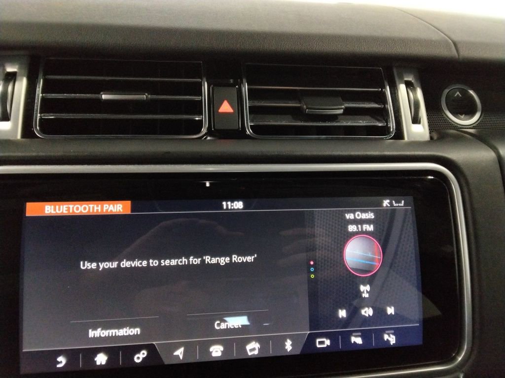 Used 2020 Land Rover Range Rover Long Wheelbase HSE image 27