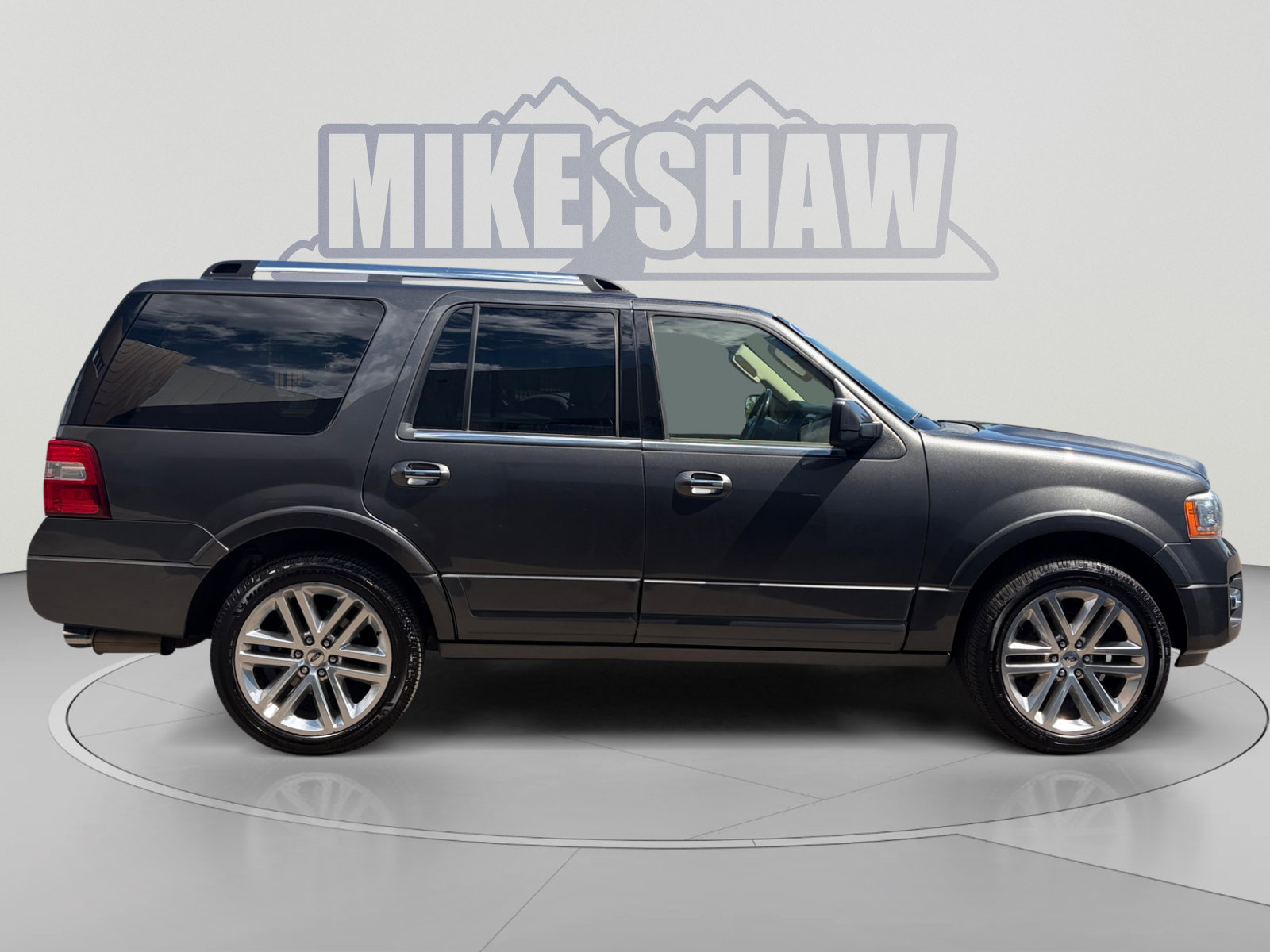 Used 2017 Ford Expedition Limited w/ Equipment Group 301A AWD/4WD image 6