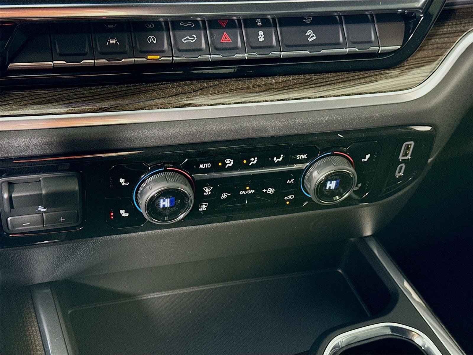 New 2026 Chevrolet Silverado 1500 LT AWD/4WD image 11