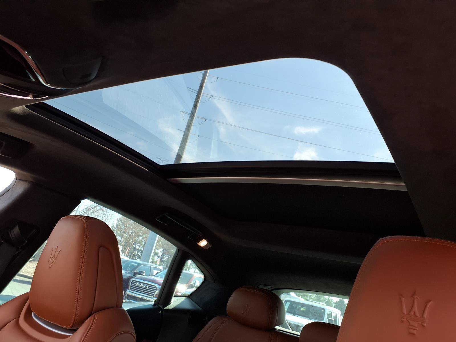 Used 2019 Maserati Levante GTS AWD/4WD image 7