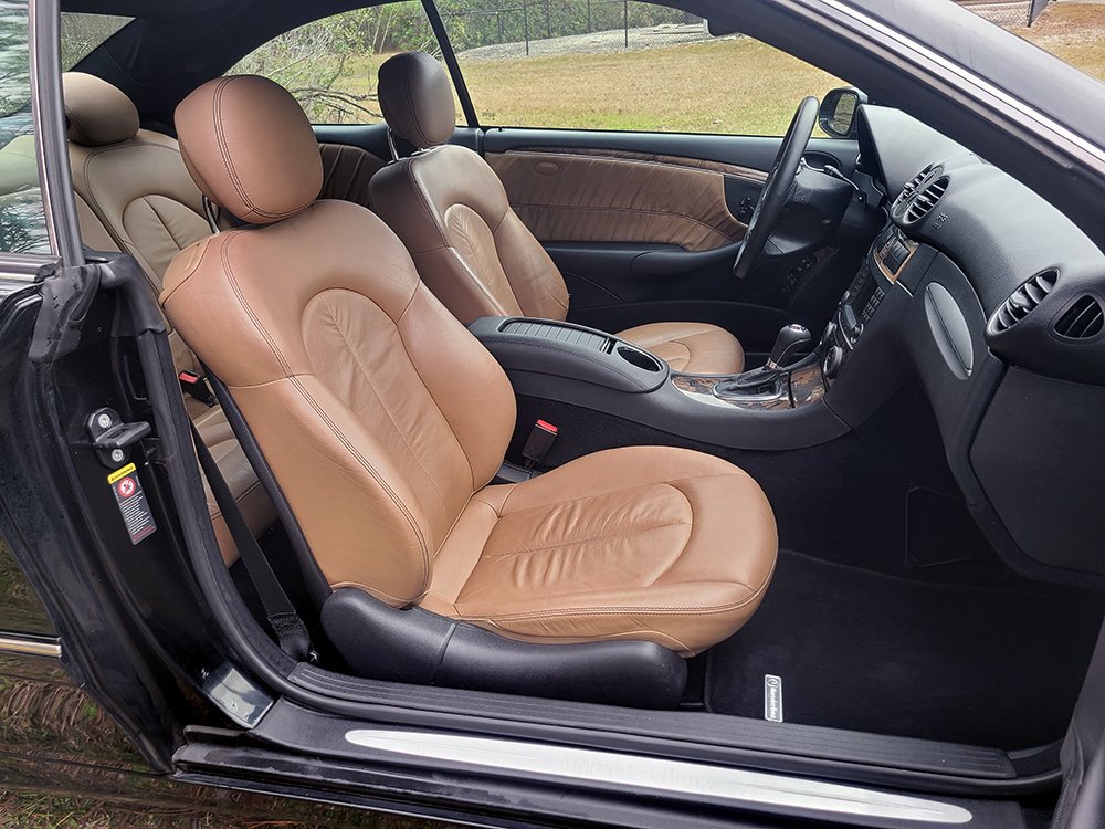 Used 2008 Mercedes-Benz CLK 350 Coupe image 16