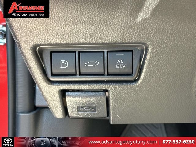 Used 2025 Toyota Prius Plug-In Hybrid w/ Limited Premium Package FWD image 27