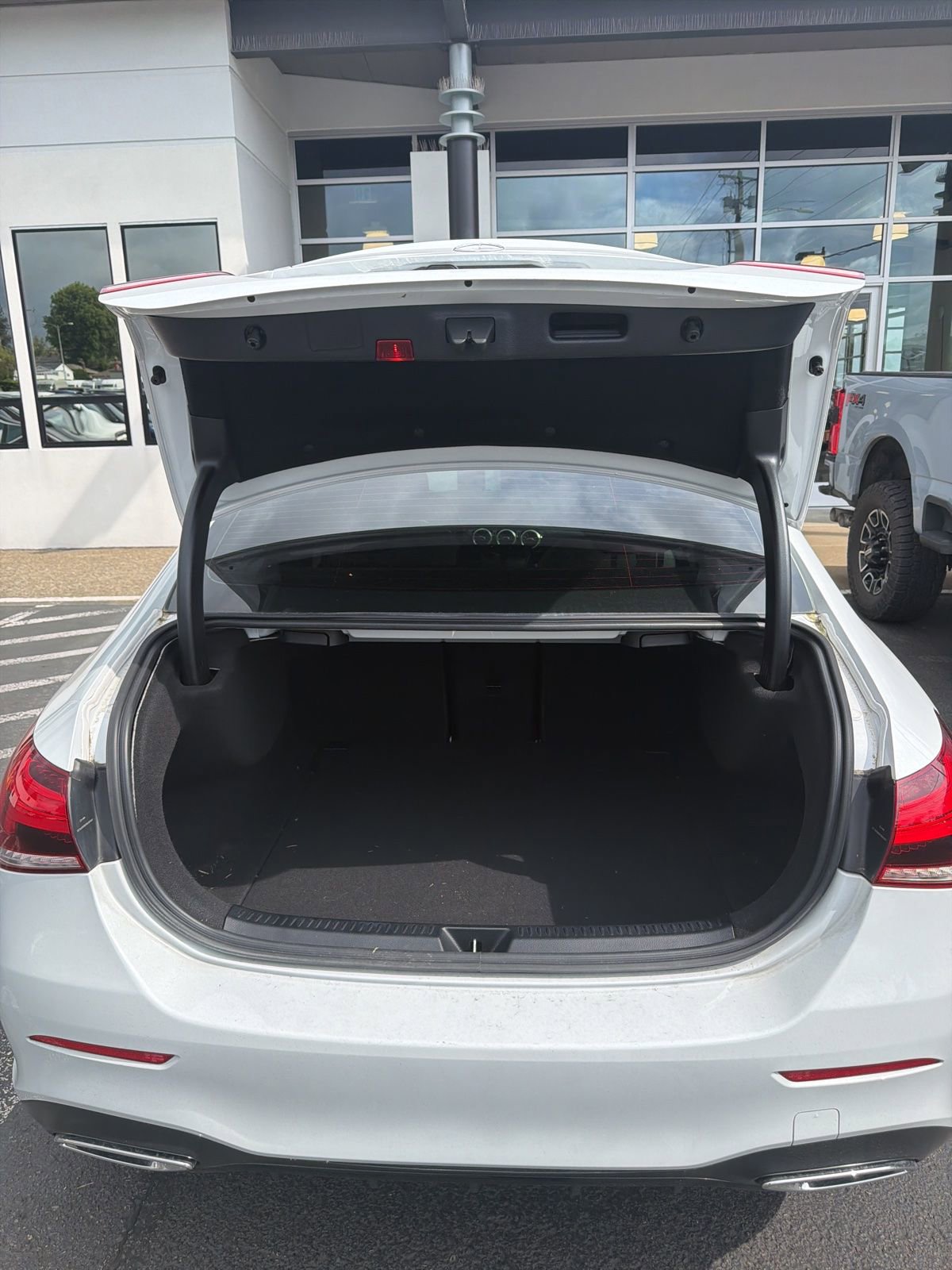 Used 2020 Mercedes-Benz A 220 image 8