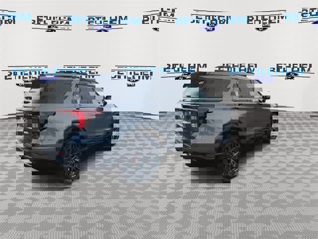 New 2026 Ford Explorer ST-Line w/ ST-Line Street Pack image 8