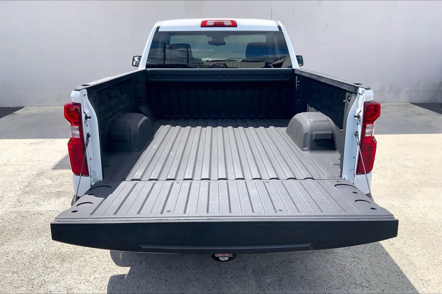 Used 2025 Chevrolet Silverado 1500 W/T w/ WT Value Package RWD image 16