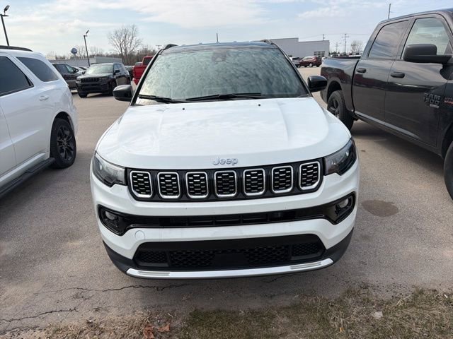 Used 2024 Jeep Compass Limited image 2