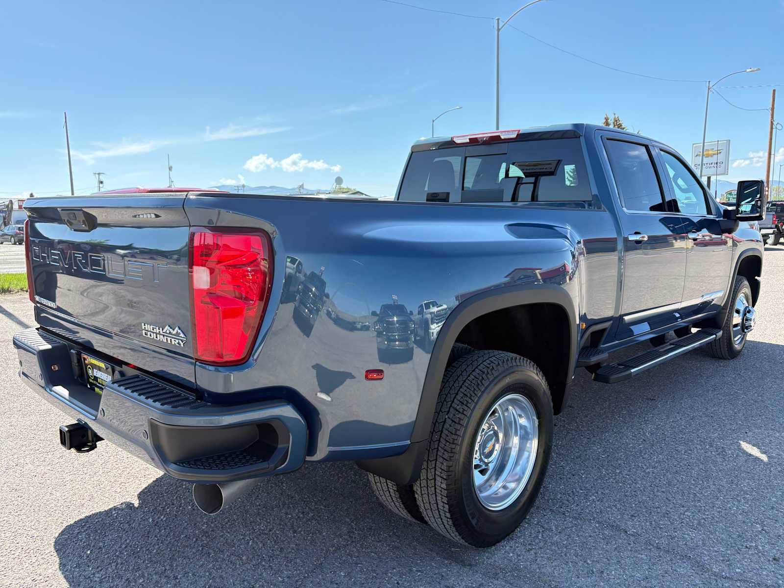 New 2026 Chevrolet Silverado 3500 High Country w/ Technology Package AWD/4WD image 3