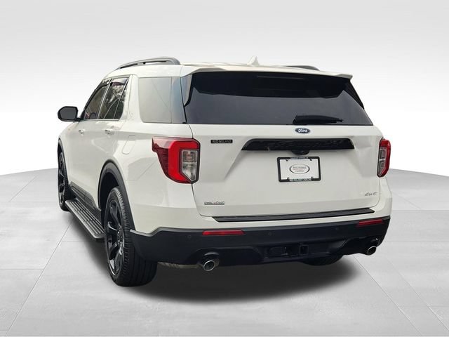 Used 2023 Ford Explorer ST-Line w/ Class IV Trailer Tow Package AWD/4WD image 3