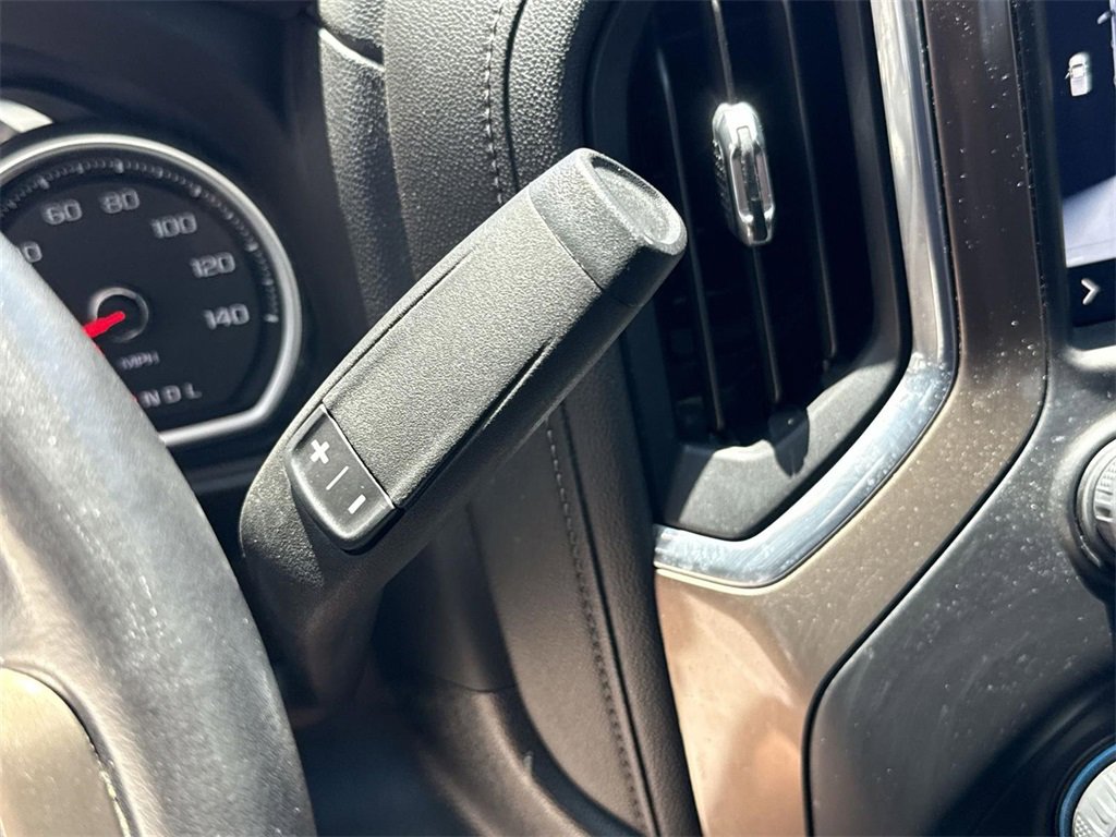 Used 2022 Chevrolet Silverado 3500 High Country image 15