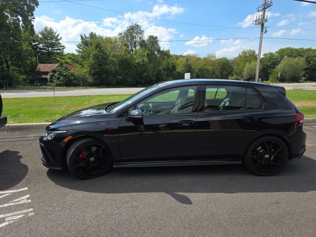 Used 2024 Volkswagen GTI SE FWD image 2