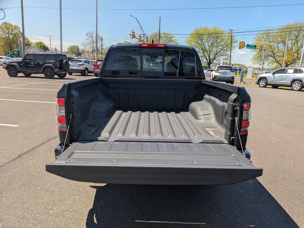 Used 2022 Nissan Frontier SV w/ Technology Package AWD/4WD image 22
