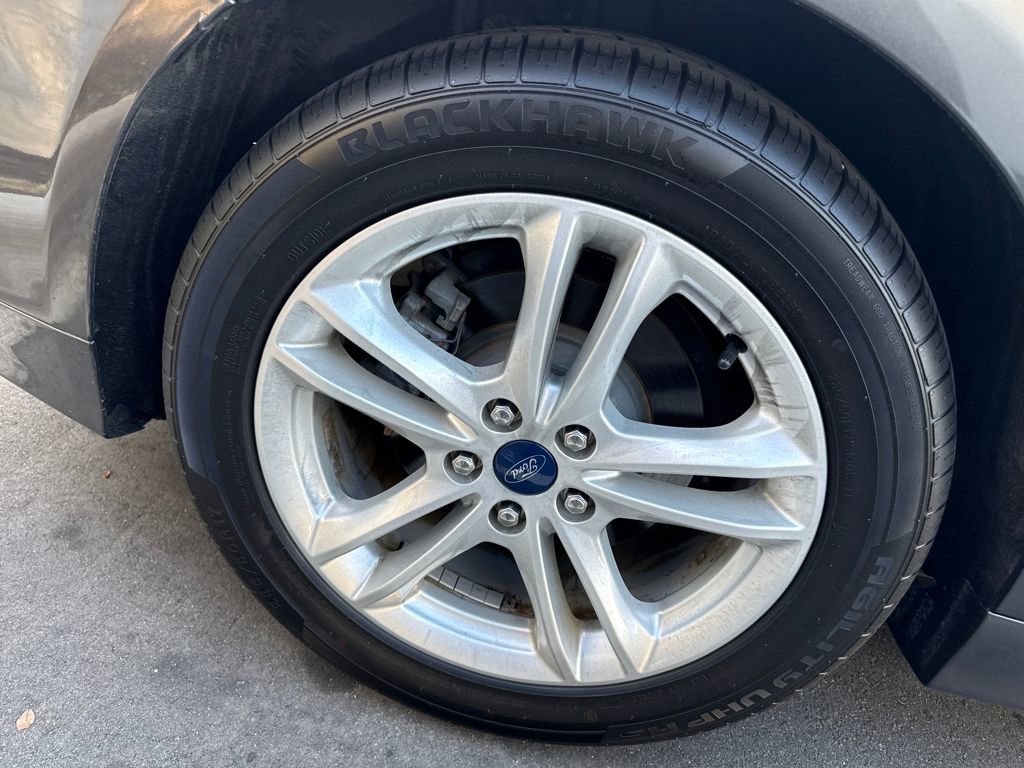 Used 2018 Ford Fusion SE image 9