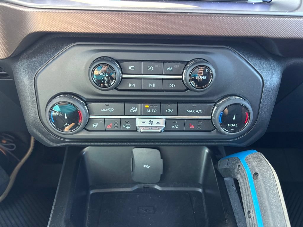 Used 2022 Ford Bronco Outer Banks AWD/4WD image 26