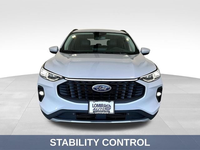 Used 2025 Ford Escape Platinum AWD/4WD image 3