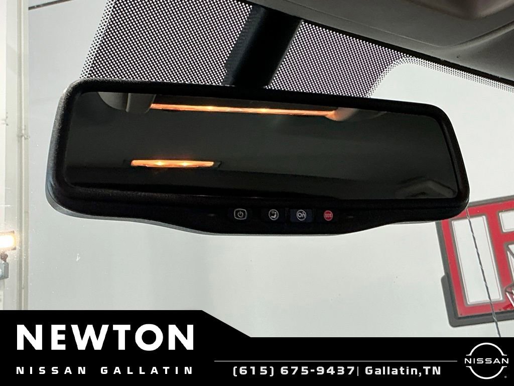 Used 2013 Chevrolet Avalanche LS w/ All-Star Edition RWD image 32