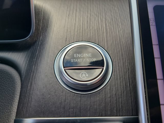 Used 2023 Mercedes-Benz S 580 4MATIC Sedan w/ AMG Line image 32