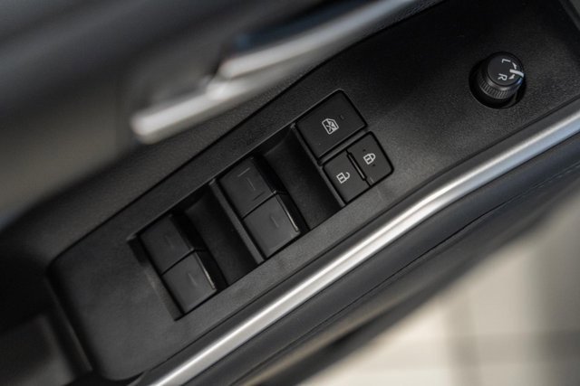 New 2025 Toyota Highlander XLE image 41