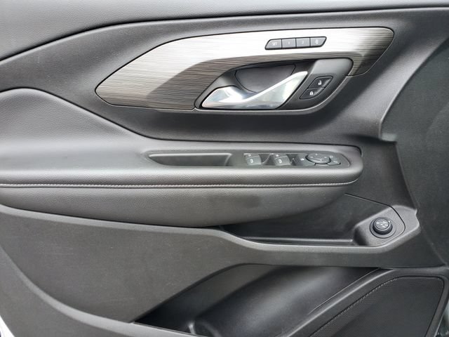 Used 2022 GMC Terrain SLT w/ Infotainment Package II AWD/4WD image 20