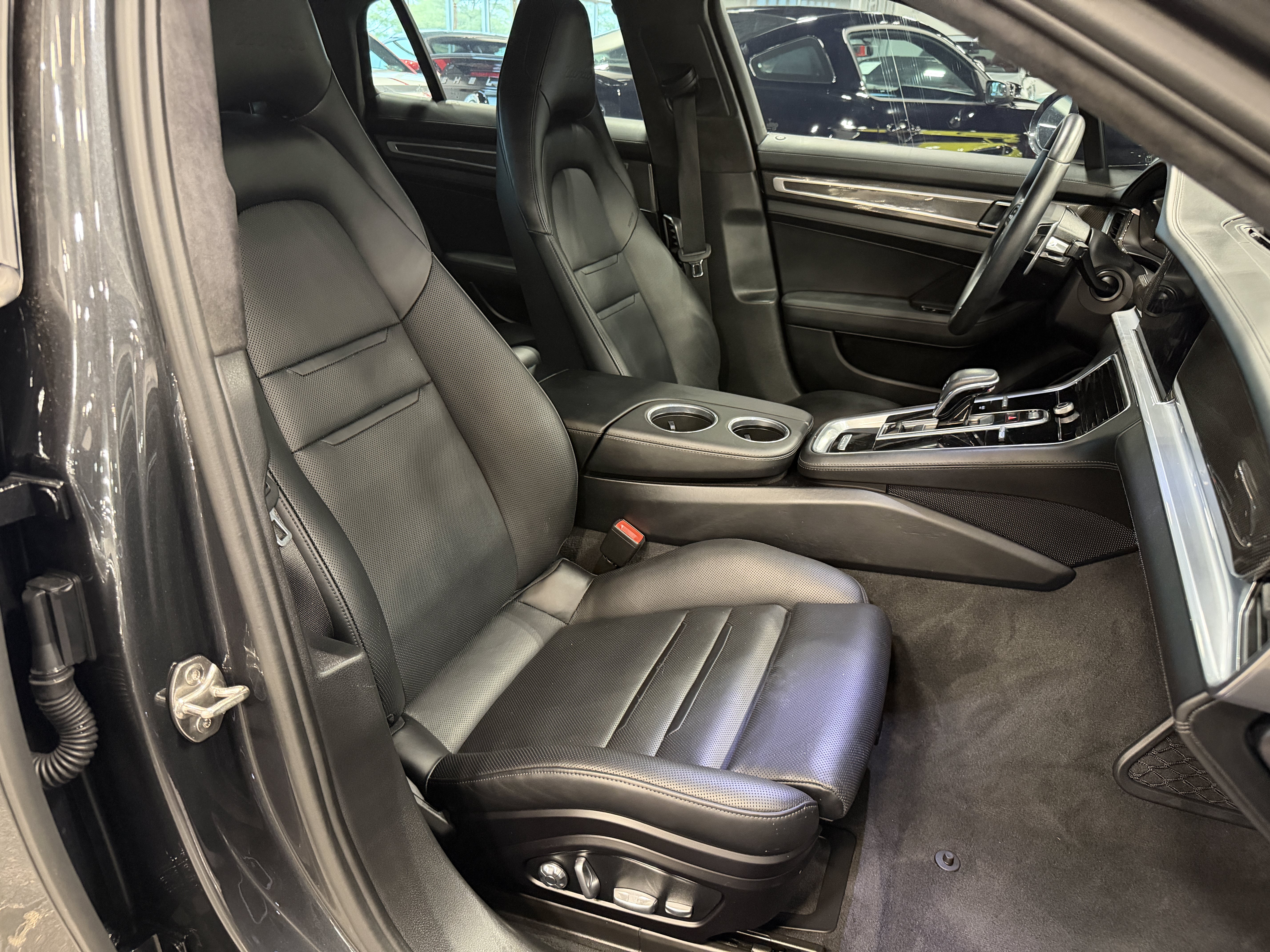 Used 2020 Porsche Panamera Turbo w/ Premium Package Plus AWD/4WD image 14