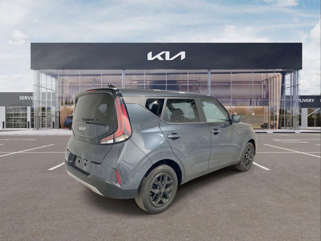Used 2024 Kia Soul LX w/ Option Group 015 image 8