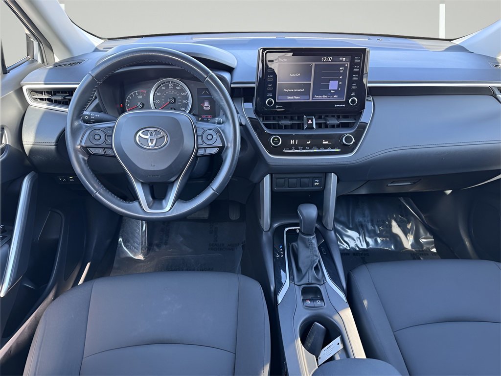Used 2022 Toyota Corolla Cross LE image 5