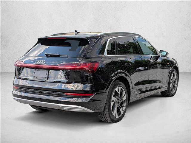 Certified 2023 Audi e-tron Premium Plus w/ Premium Plus Package AWD/4WD image 5