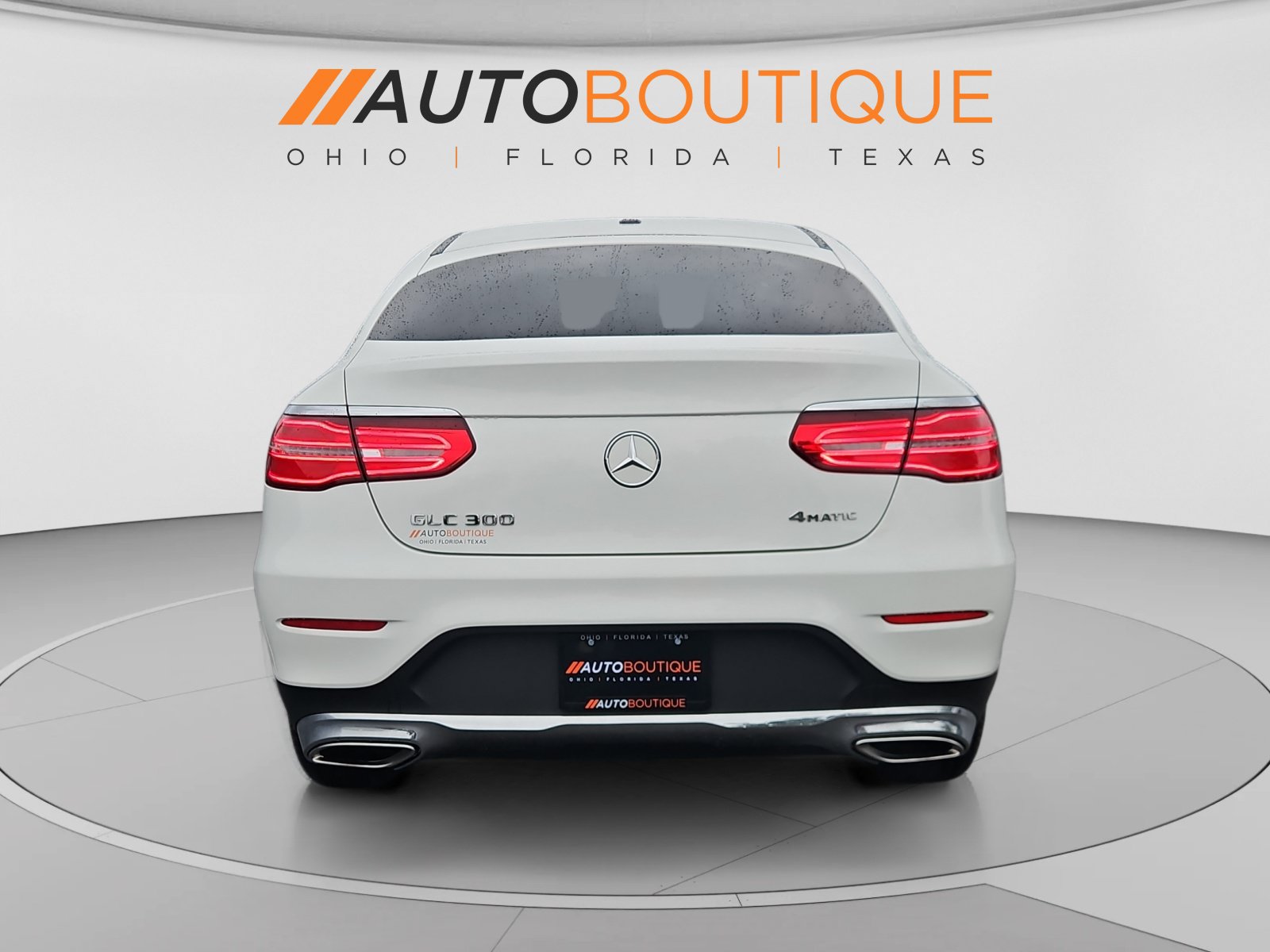 Used 2018 Mercedes-Benz GLC 300 4MATIC Coupe image 4